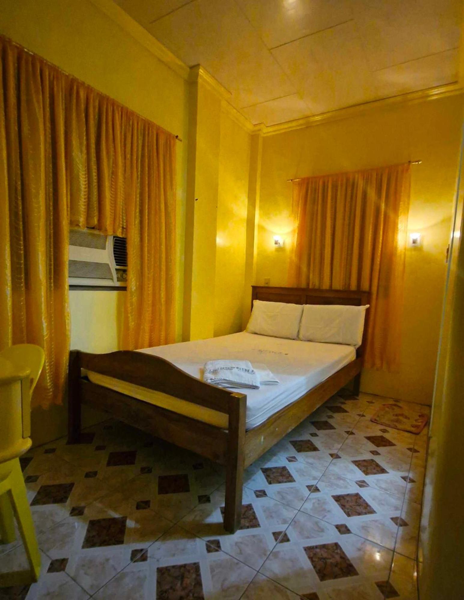 Drossgold Pension House Tubigon Экстерьер фото